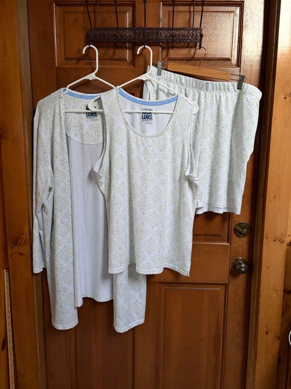 Muk Luks Women's Light Green Floral 3-Piece Pajama Set Size 1X
